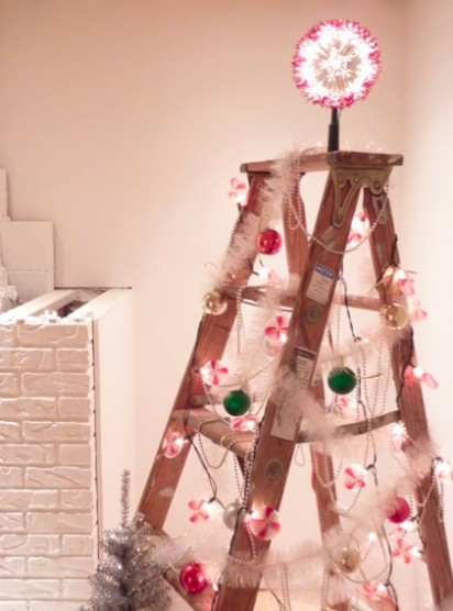 christmas-tree-ladder2-412x556