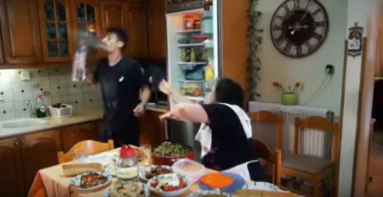 Ημιμαραθώνιος Κρήτης: Viral το νέο βίντεο με την ελληνίδα μάνα