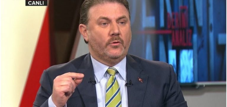 Σύμβουλος Ερντογάν: «Μωρό» η Ελλάδα απέναντι στην Τουρκία – Κατεβάσαμε όλες τις σημαίες απ΄τις βραχονησίδες