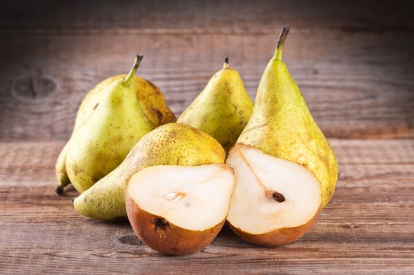 Το εποχικό φρούτο που κάνει την κοιλίτσα παρελθόν