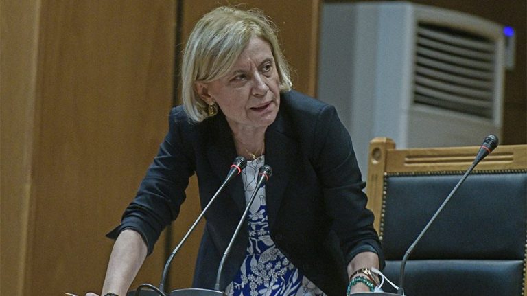 Δίκη της Χρυσής Αυγής: Αναστολή με όρους για όλους τους καταδικασθέντες προτείνει η εισαγγελέας.