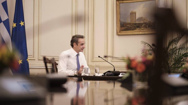 Κορωνοϊός: «Φρένο» Μητσοτάκη στα σενάρια για το lockdown – Τι θα πει στο υπουργικό συμβούλιο