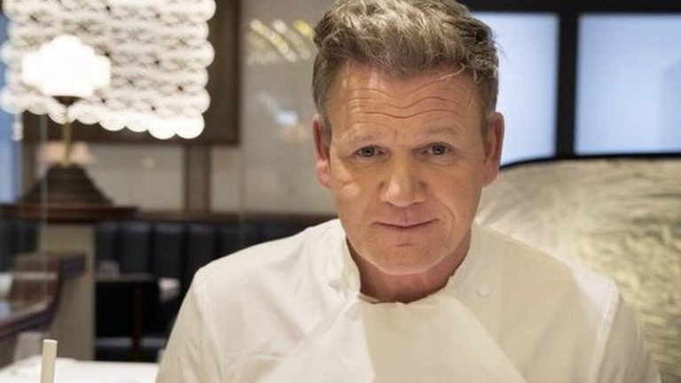 Στην Κρήτη ο σεφ Γκόρντον Ράμσεϊ – Έκανε γύρισμα στο Ενετικό Λιμάνι Χανίων