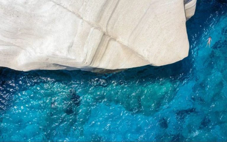 Ποιο ελληνικό νησί ψήφισαν ως το καλύτερο στον κόσμο οι Αμερικανοί ταξιδιώτες