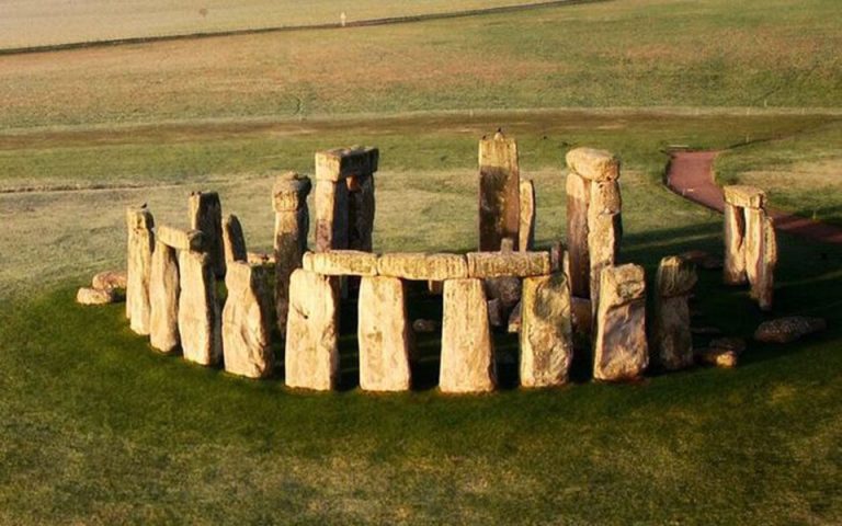 Βρετανία: Γενικό λίφτινγκ στο μνημείο Στόουνχεντζ