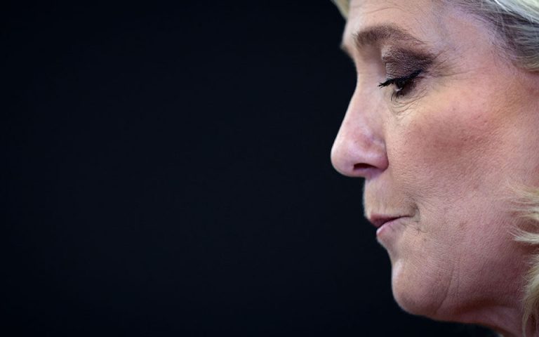 Δημοψήφισμα για τη θανατική ποινή εισηγείται η Λεπέν