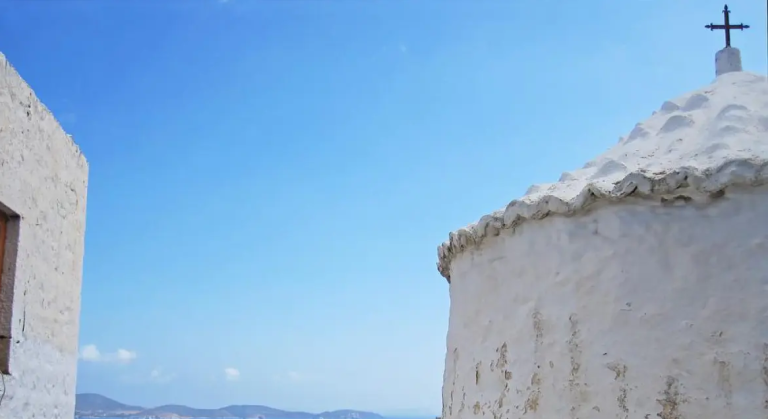 Travel + Leisure: Η Πάτμος στους 15 προορισμούς του κόσμου που προτείνουν επαγγελματίες του τουρισμού