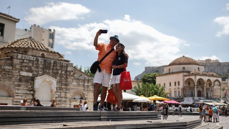 Η Αθήνα ως ταξιδιωτικός προορισμός: Σε υψηλά επίπεδα η πληρότητα στα ξενοδοχεία