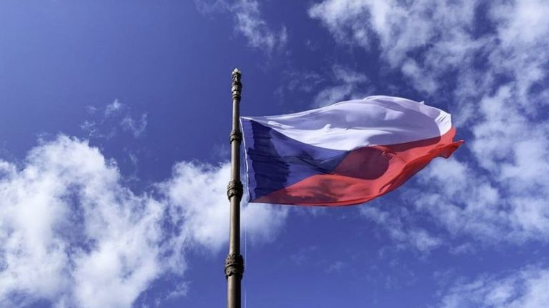 Η Τσεχία καταδικάζει τις «απαράδεκτες απειλές» του Ερντογάν στην Ελλάδα