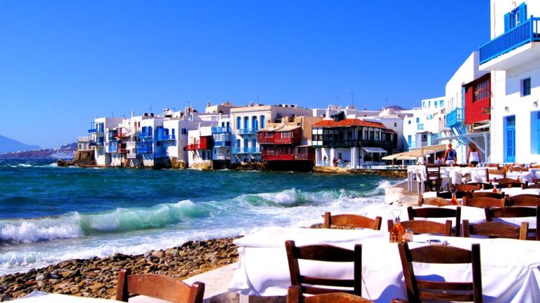 Τουρισμός: Σε ποια νησιά απογειώθηκαν οι αφίξεις τον Οκτώβριο
