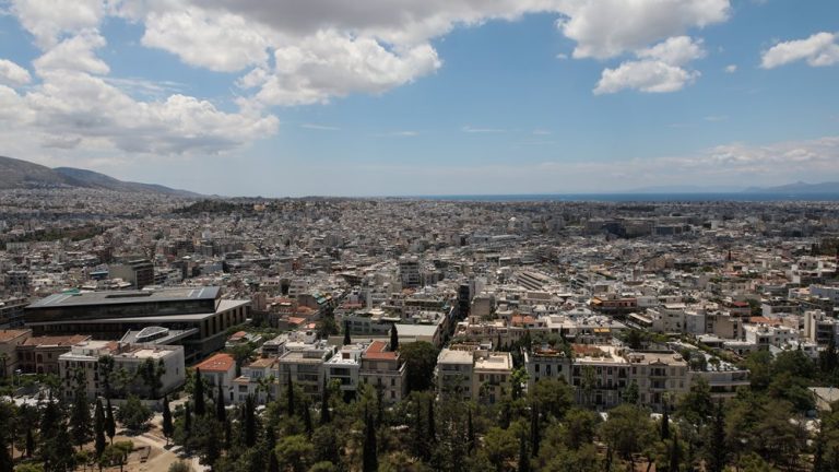 Τι αλλάζει στη φορολογία ακινήτων με νέο νομοσχέδιο