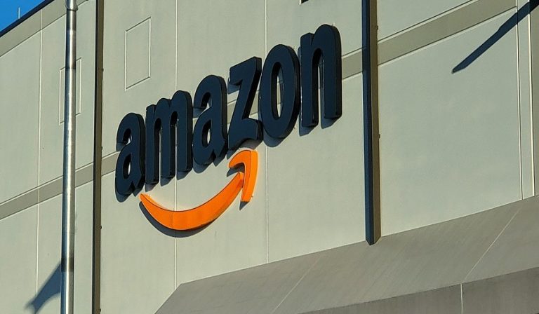 Η Amazon ανοίγει εκπαιδευτικό κέντρο για το ηλεκτρονικό εμπόριο στην Ανατολική Κίνα