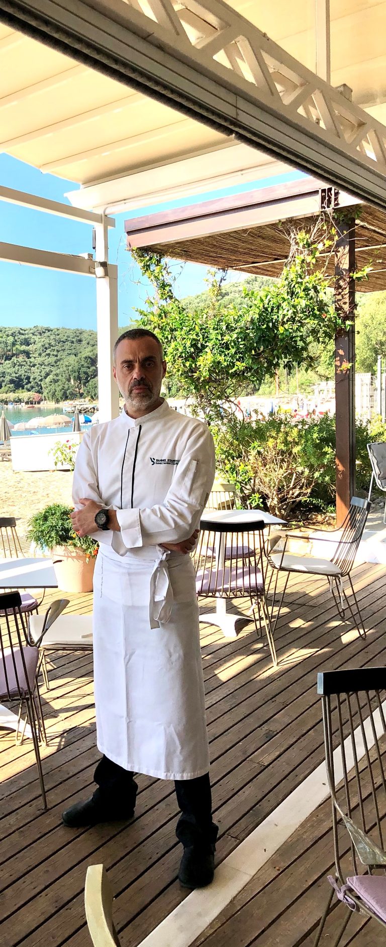 Το νέο μενού Ιουνίου της «Σπιτικής Κουζίνας» επιμελείται ο διακεκριμένος από εγχώριους και διεθνείς διαγωνισμούς, Σεφ Γιάννης Στανίτσας.