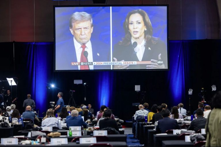 Τα μεγάλα θέματα στο ντιμπέιτ Χάρις – Τραμπ: Οι μετανάστες, οι αμβλώσεις, το Project 2025 και η εισβολή στο Καπιτώλιο